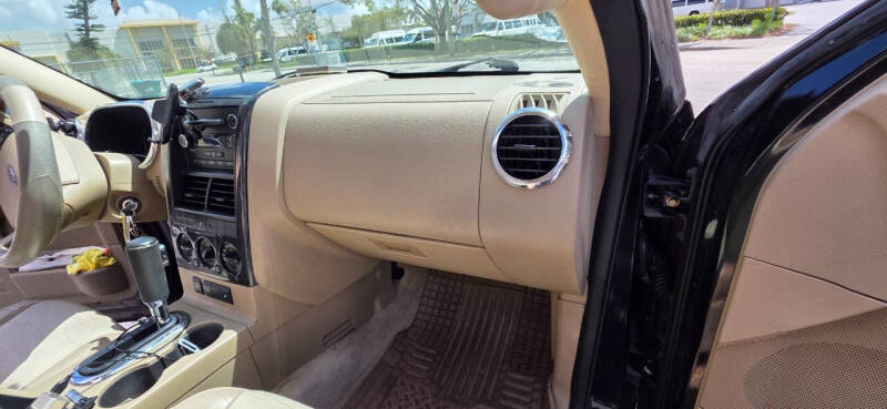 2010 Ford Explorer XLT