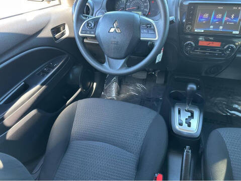 2024 Mitsubishi Mirage G4 LE