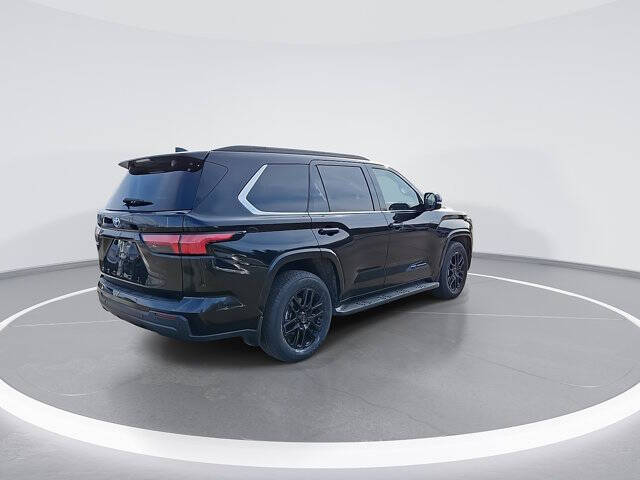 2023 Toyota Sequoia SR5