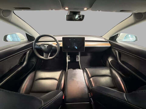 2020 Tesla Model 3 Long Range