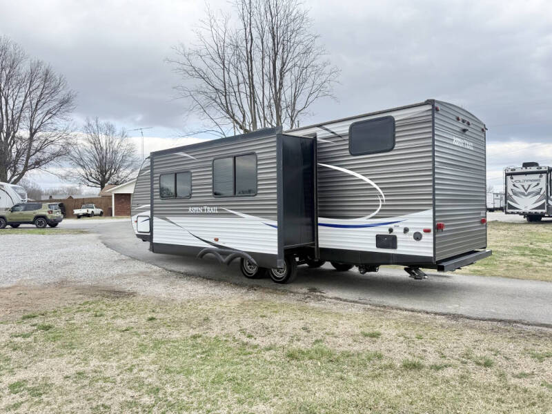 2017 Coleman 2405BH