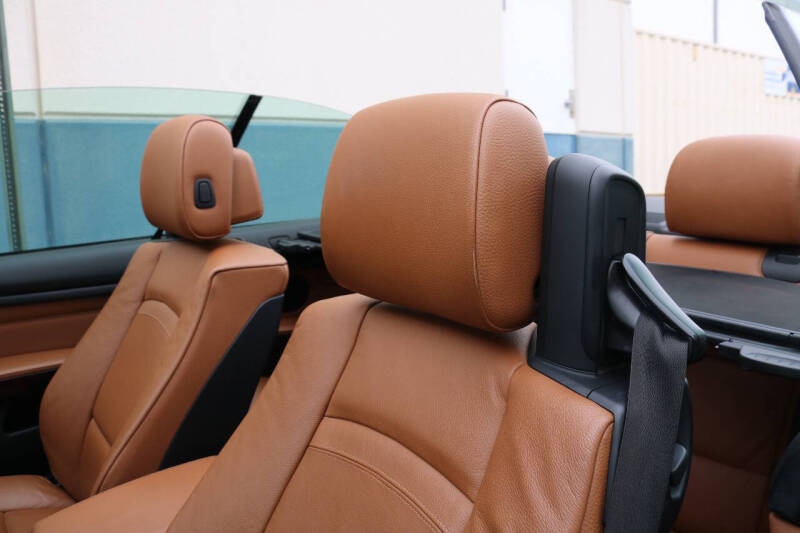 2011 BMW 3 Series 335i