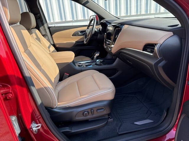 2023 Chevrolet Traverse Premier