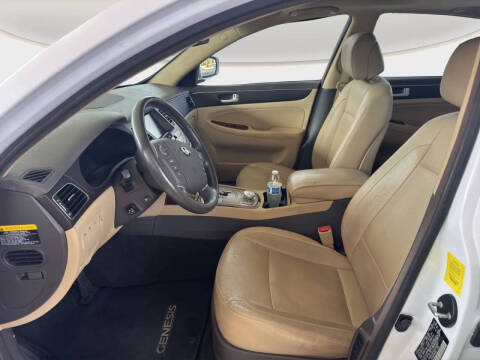 2014 Hyundai Genesis 5.0L R-Spec