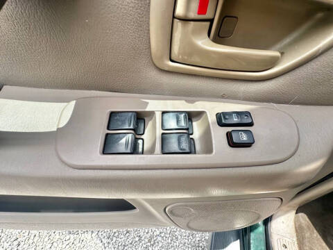 2001 Toyota Sequoia SR5