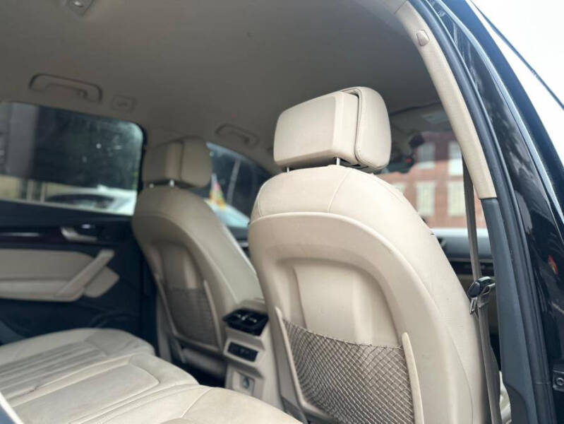 2019 Audi Q5 quattro Premium 45 TFSI