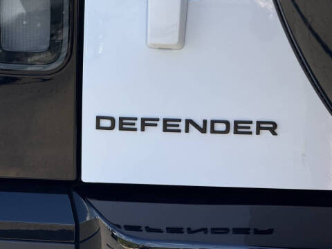 2026 Land Rover Defender 110 P300 S