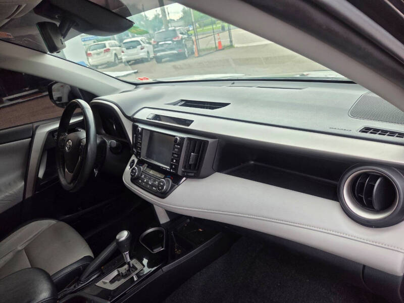 2017 Toyota RAV4 Limited