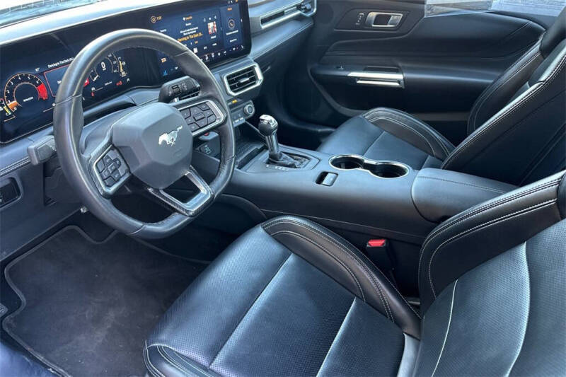 2024 Ford Mustang EcoBoost Premium