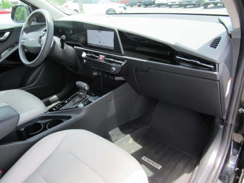2025 Kia Niro EX Touring