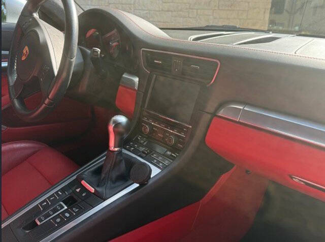 2015 Porsche 911 Carrera S