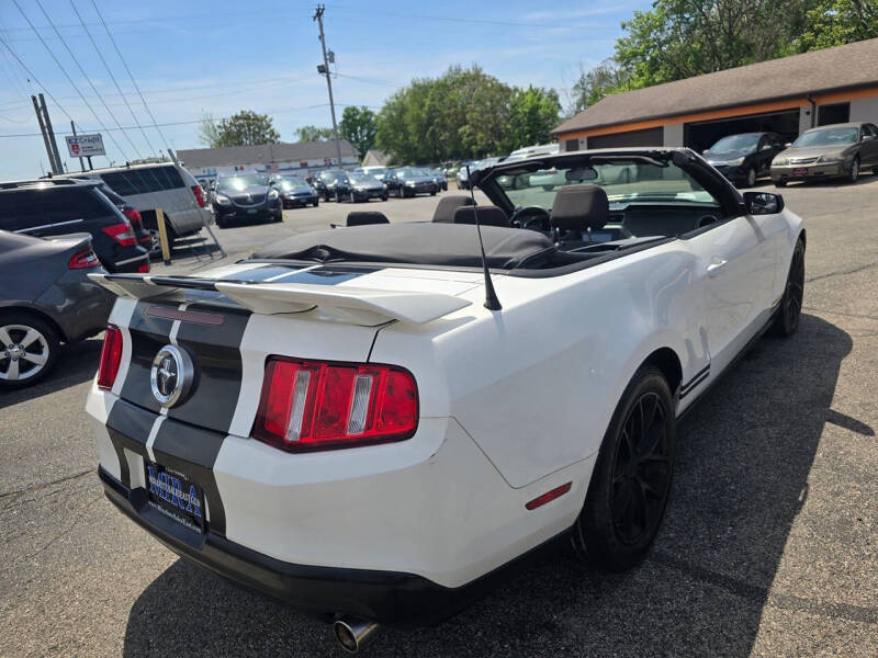 2012 Ford Mustang V6