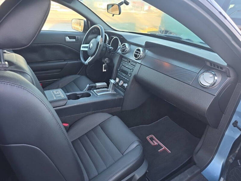 2007 Ford Mustang GT Deluxe