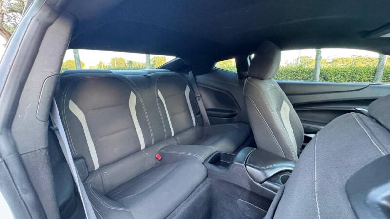 2019 Chevrolet Camaro LS