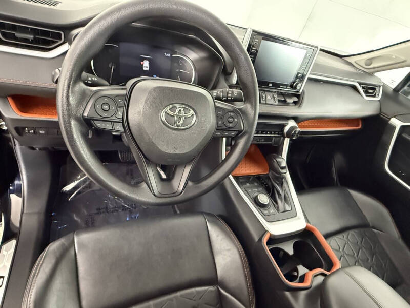 2019 Toyota RAV4 Adventure