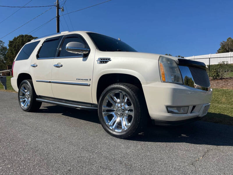 2007 Cadillac Escalade Base photo 5