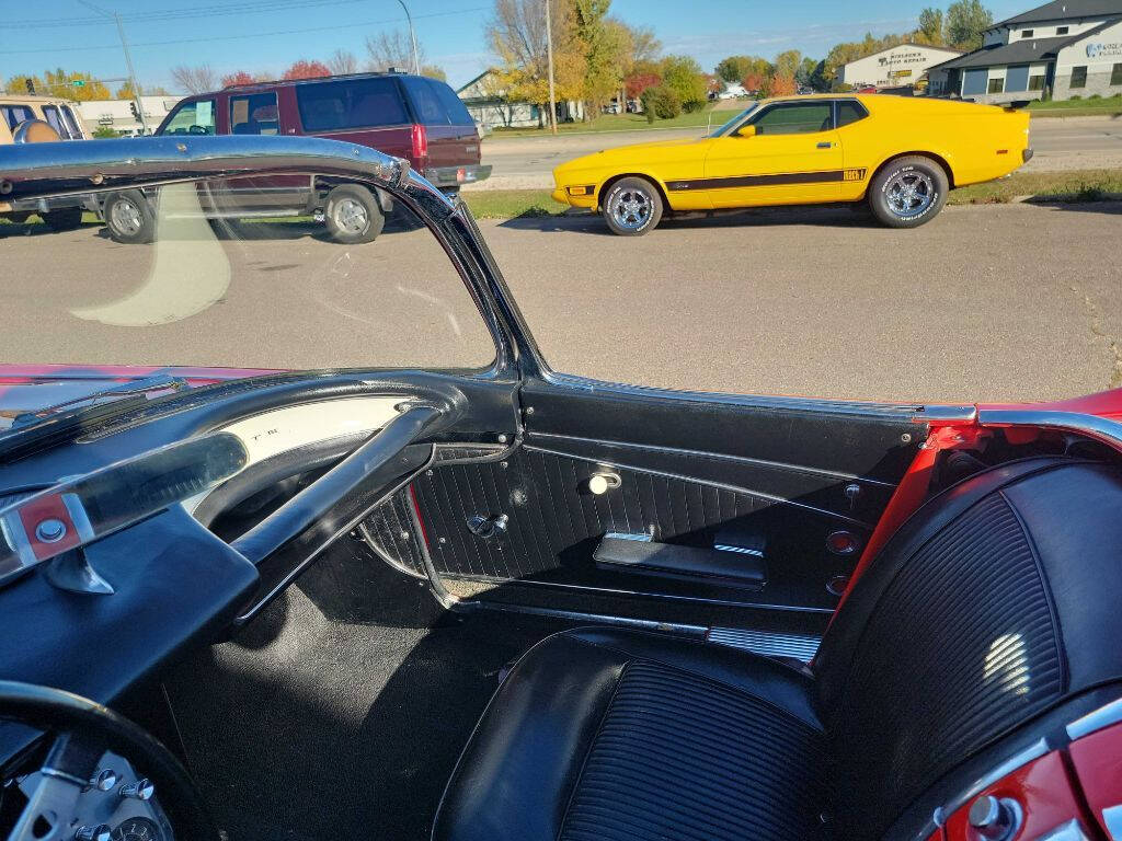 1962 Chevrolet Corvette 45