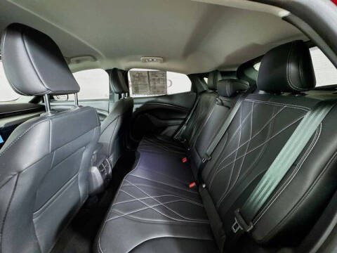 2023 Ford Mustang Mach-E Select