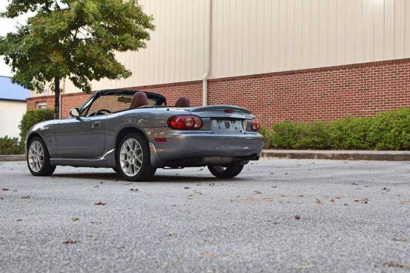 2002 Mazda Miata SE photo 26