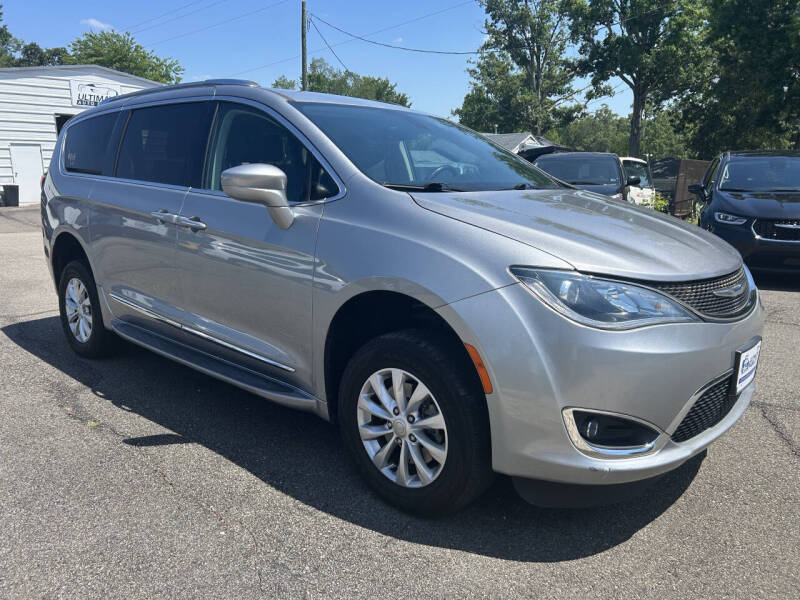 2019 Chrysler Pacifica Touring L
