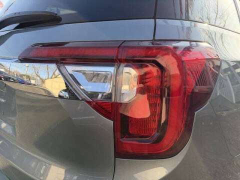2023 GMC Acadia SLT