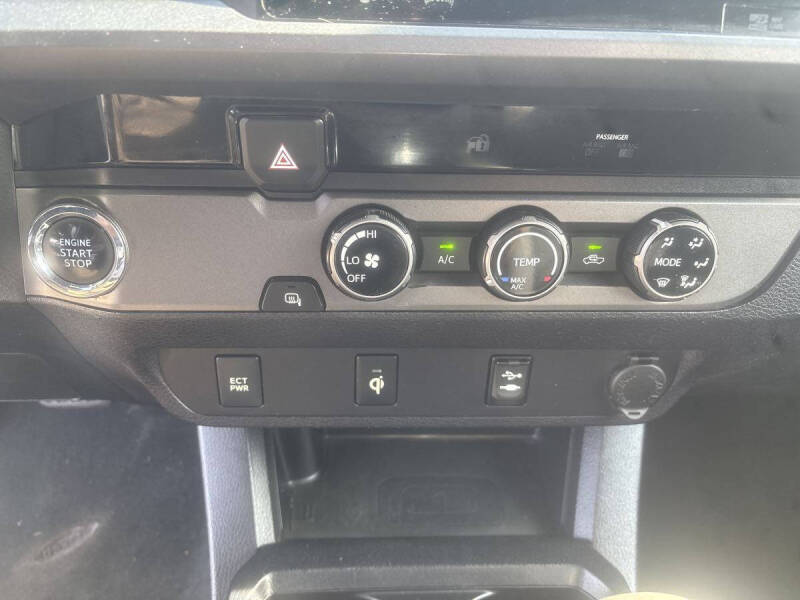 2017 Toyota Tacoma SR5 V6