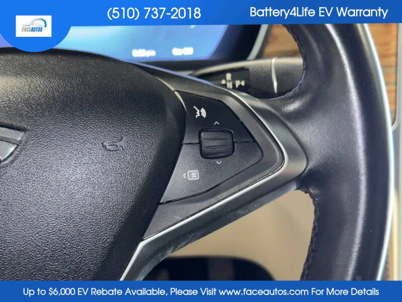 2015 Tesla Model S 85