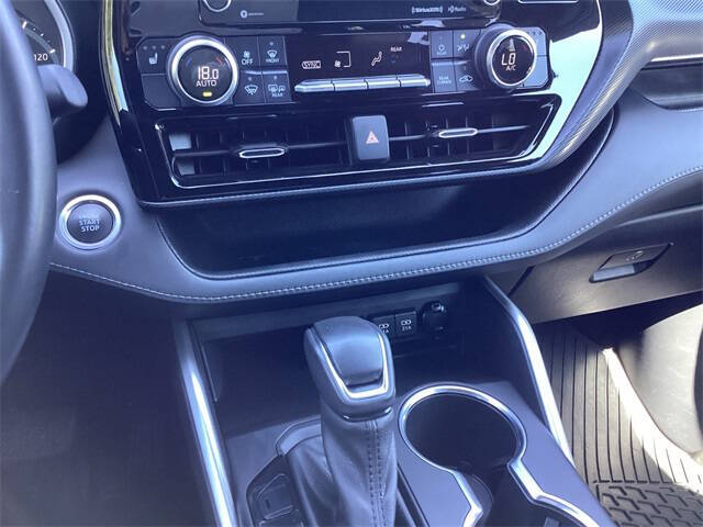 2021 Toyota Highlander XSE