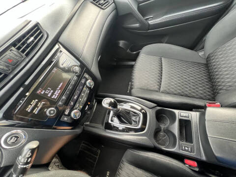 2017 Nissan Rogue SV