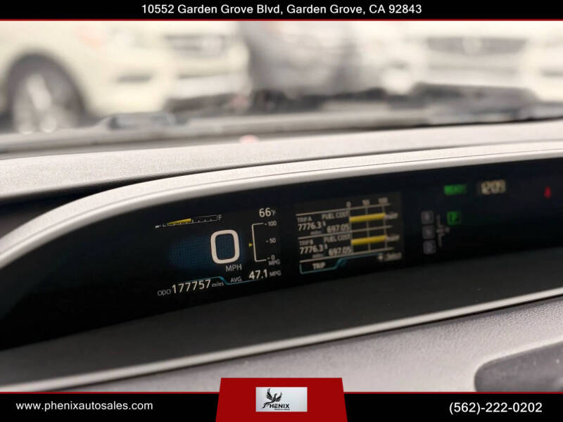 2016 Toyota Prius Two