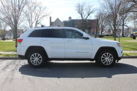 2015 Jeep Grand Cherokee for sale at Lexington Auto Club in Clifton NJ