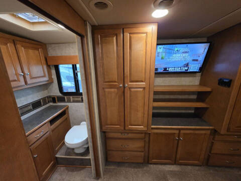 2016 Winnebago SUNSTAR LX