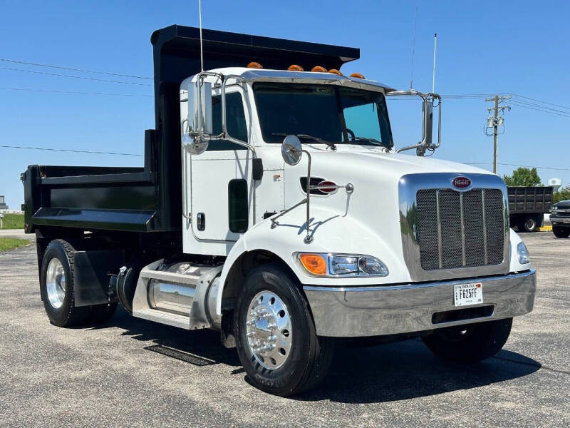 2013 Peterbilt 337