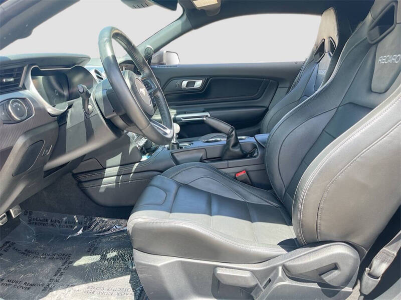 2022 Ford Mustang Mach 1