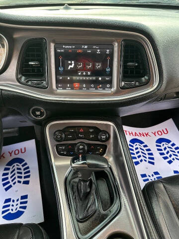 2019 Dodge Challenger SXT