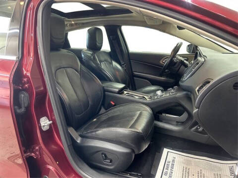 2015 Chrysler 200 C