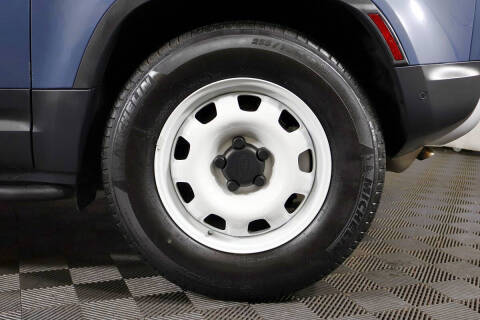 2023 Land Rover Defender 90 S