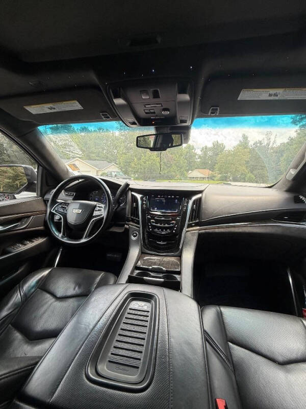 2016 Cadillac Escalade Platinum