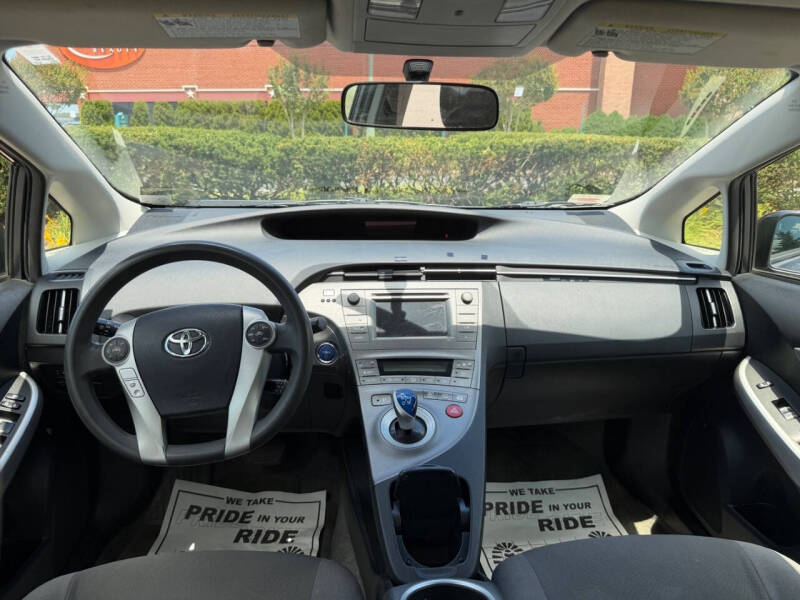 2013 Toyota Prius Two