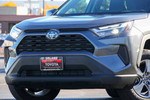 2022 Toyota RAV4 Hybrid XLE