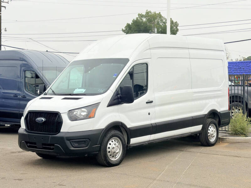 2023 Ford Transit Van Base's photo