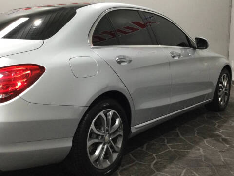 2016 Mercedes-Benz C-Class