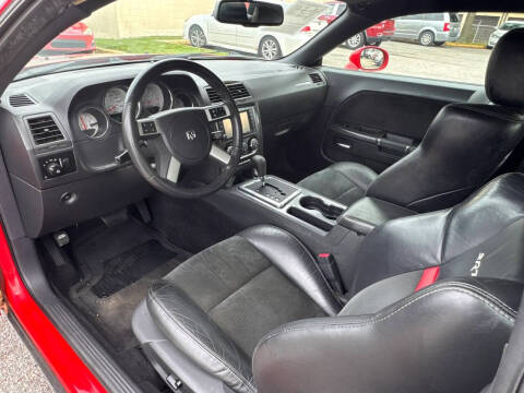 2009 Dodge Challenger SRT8