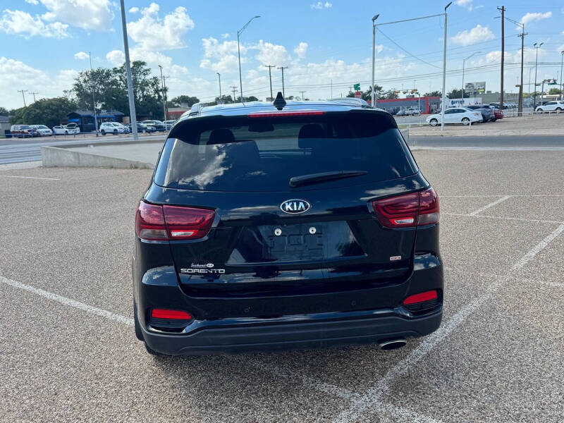 2019 Kia Sorento LX