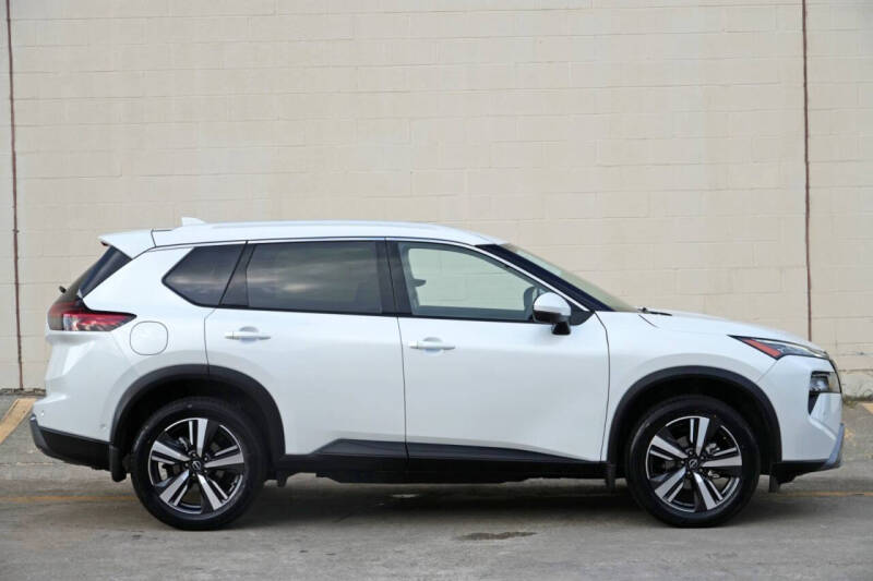2025 Nissan Rogue SL
