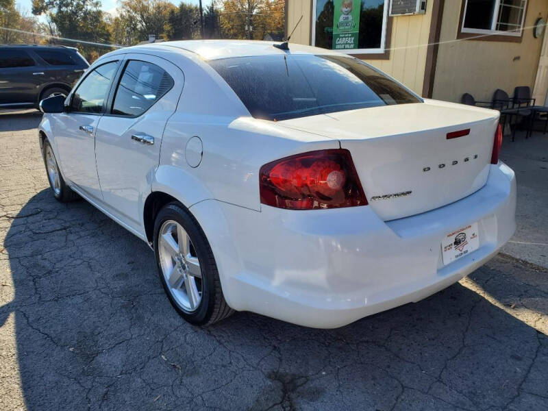 2013 Dodge Avenger SE
