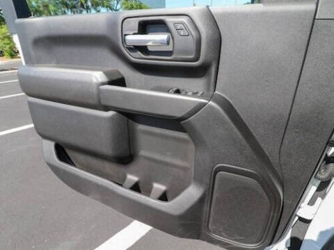 2025 GMC Sierra 2500HD Pro