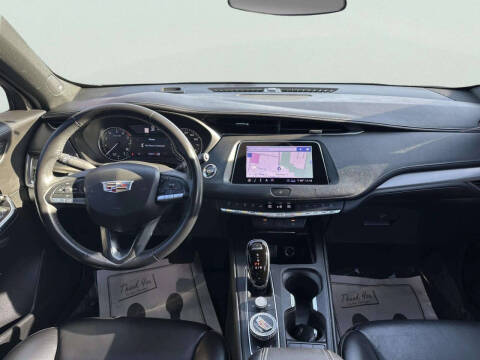 2020 Cadillac XT4 Premium Luxury