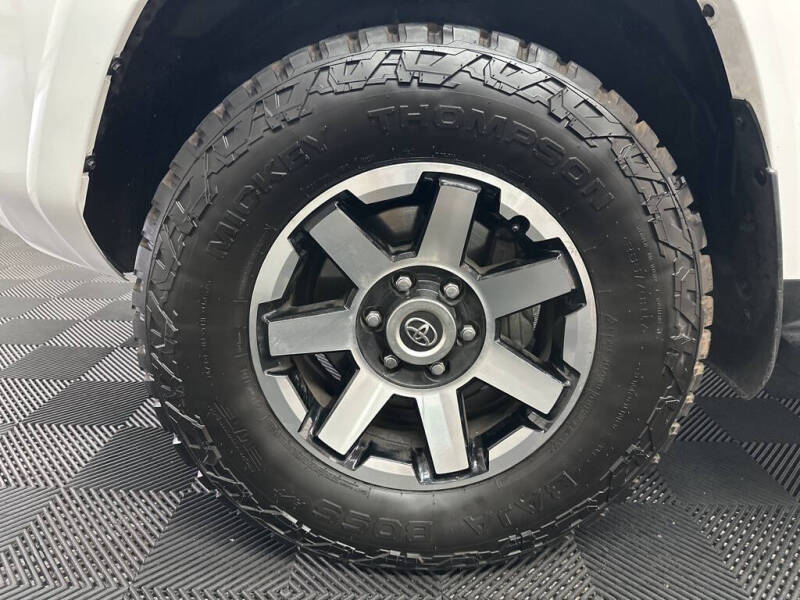 2023 Toyota 4Runner TRD Off-Road