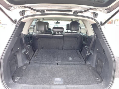 2017 Nissan Pathfinder SL